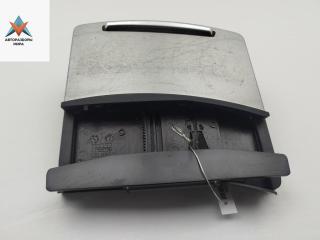 пепельница Audi A6 4F/C6 2006, 2.7 л., дизель, МКПП, чёрный, универсал, 4F1857951