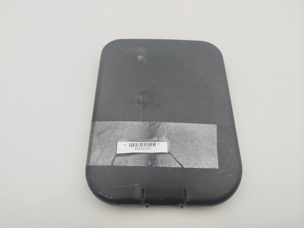 заглушка Audi 80 B4 1993, 2.0 л., бензин, МКПП, зелёный, седан, 8A5945286