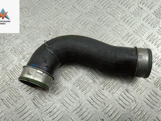патрубок интеркулера Volkswagen Passat B6 2006, 2.0 л., дизель, МКПП, серый, универсал, 3C0145832D