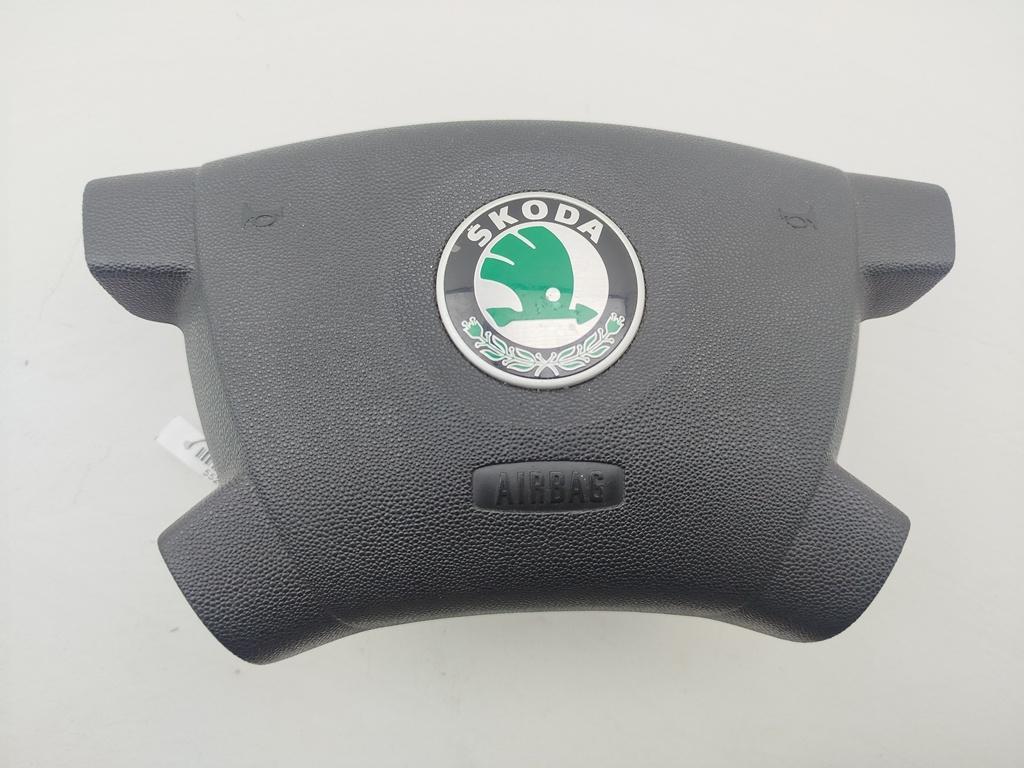 подушка безопасности водителя Skoda Fabia mk1 (6Y) 2000, 1.9 л., дизель, МКПП, серый, хетчбэк 5 дв.