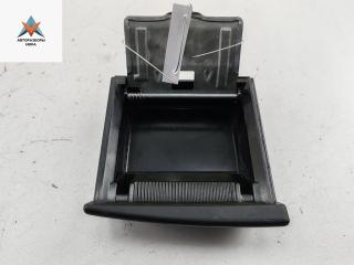 пепельница Mitsubishi Carisma 1 поколение 1998, 1.8 л., бензин, АКПП, зелёный, седан, MR114064