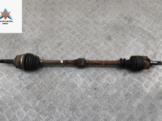 полуось передняя правая (приводной вал, ШРУС) Mitsubishi Carisma 1 поколение 1998, 1.8 л., бензин, АКПП, зелёный, седан