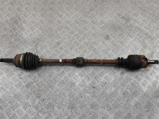 полуось передняя правая (приводной вал, ШРУС) Mitsubishi Carisma 1 поколение 1998, 1.8 л., бензин, АКПП, зелёный, седан