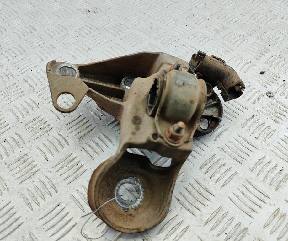 кронштейн (крепление) Audi A4 B6 2001, 1.8 л., Ti, бензин, МКПП, серый, седан, 8E0199352