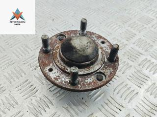 ступица задняя правая Mitsubishi Carisma 1 поколение 1998, 1.8 л., бензин, АКПП, зелёный, седан