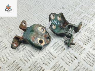 петля двери Mitsubishi Carisma 1 поколение 1998, зелёный, седан