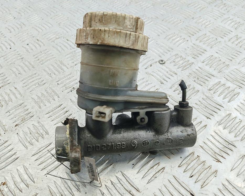 цилиндр тормозной главный Mitsubishi Carisma 1998, 1.8 л., бензин, АКПП, зелёный, седан, 21027199