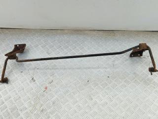 стабилизатор подвески (поперечной устойчивости) Mitsubishi Carisma 1998, 1.8 л., бензин, АКПП, зелёный, седан