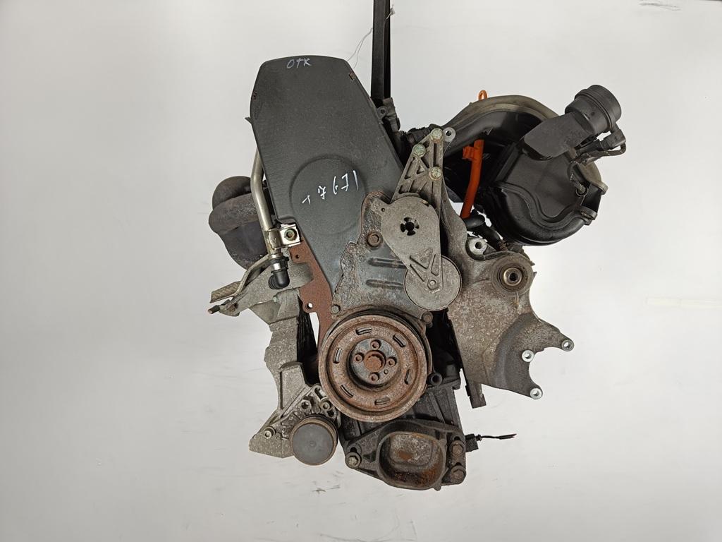 двигатель Volkswagen Passat B5+ (GP) 2001, 2.0 л., бензин, МКПП, AZM