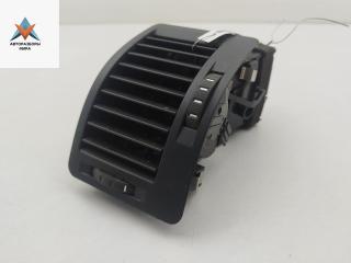 дефлектор обдува салона Skoda Octavia mk2 (A5 1Z) 2008, 2.0 л., дизель, МКПП, красный, универсал, 1Z0819701