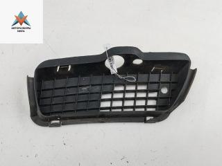 заглушка (решетка) в бампер Volkswagen Golf 3 поколение 1997, 1.6 л., бензин, МКПП, синий, хетчбэк 5 дв., 1H6853666