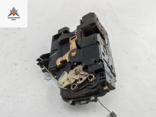 замок двери передней левой Volkswagen Passat B5 [рестайлинг] 2001, 1.9 л., дизель, МКПП, синий, универсал, 3B1837015