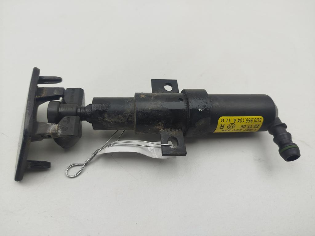 форсунка омывателя фары Volkswagen Passat B6 2007, 2.0 л., дизель, АКПП, чёрный, универсал, 3C0955104A