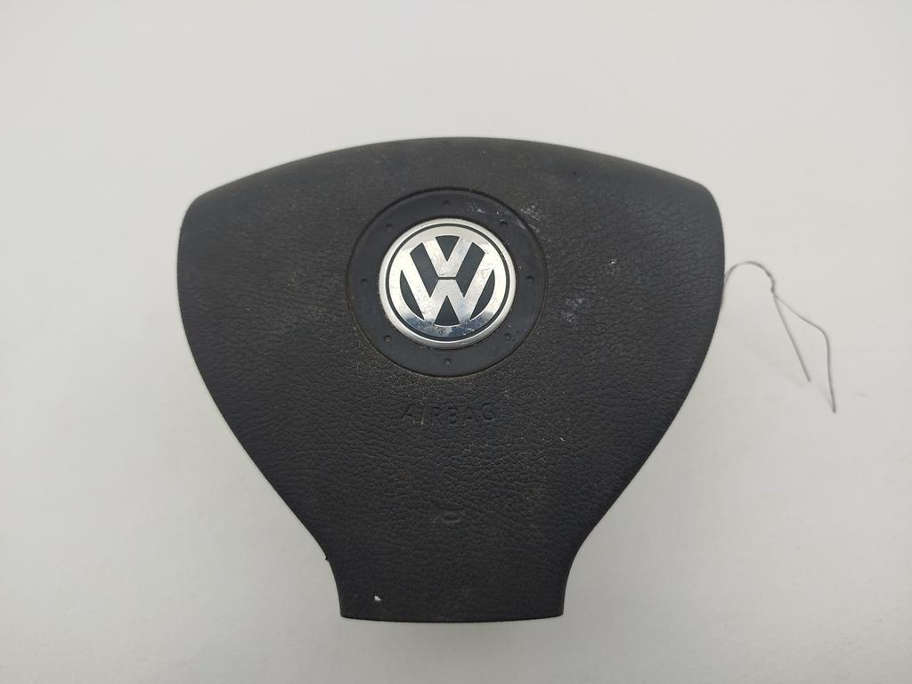 подушка безопасности водителя Volkswagen Touran 2007, 1.9 л., дизель, МКПП, серый, минивэн, 5N0880201