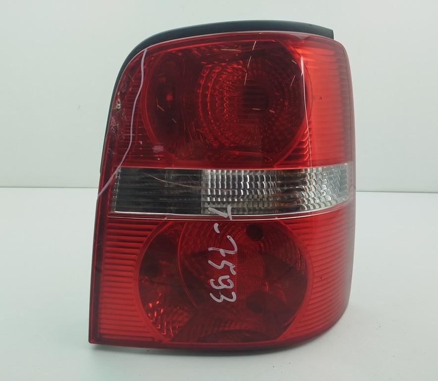 фонарь задний правый Volkswagen Touran 2007, 1.9 л., дизель, МКПП, серый, минивэн, 1T0945096C
