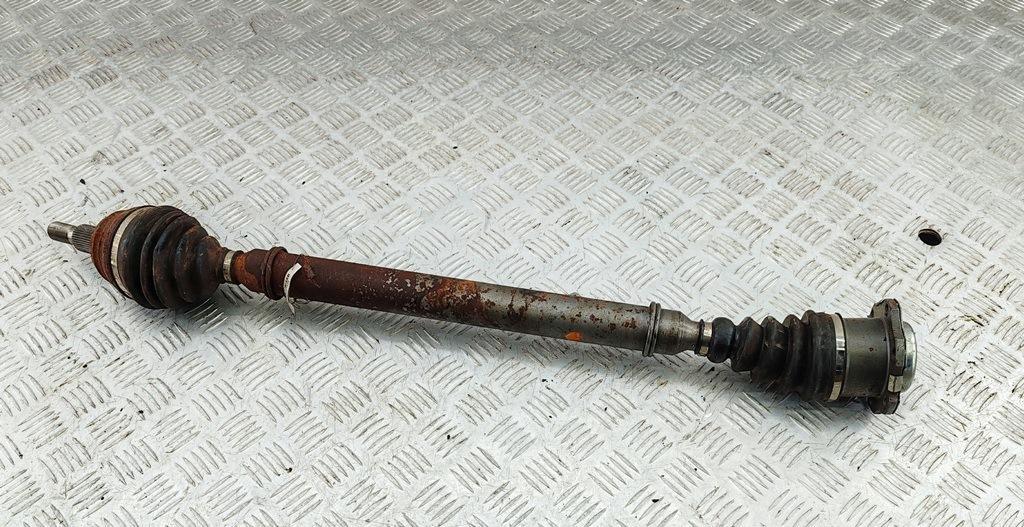 полуось передняя правая (приводной вал, ШРУС) Skoda Octavia mk1 (A4 1U) 2002, 1.8 л., бензин, МКПП, серый, универсал