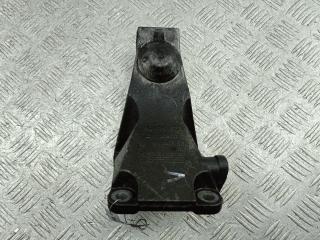 кронштейн двигателя Opel Omega B 2001, 3.2 л., бензин, АКПП, чёрный, универсал, 90496673