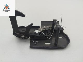 замок капота Volkswagen Touran 1 поколение 2003, 2.0 л., дизель, МКПП, серый, минивэн, 1T0823480A