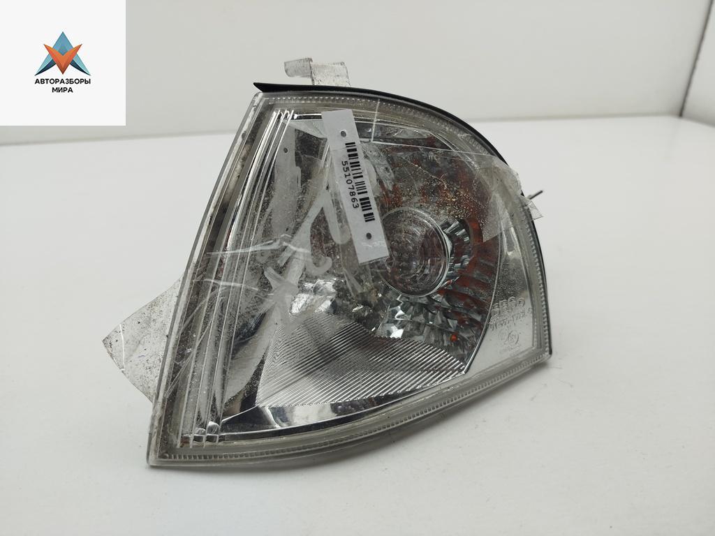 Поворотник (указатель поворота) левый Skoda Octavia mk1 (A4 1U) 2002, 1.8 л., бензин, МКПП, серый, универсал - фото №1
