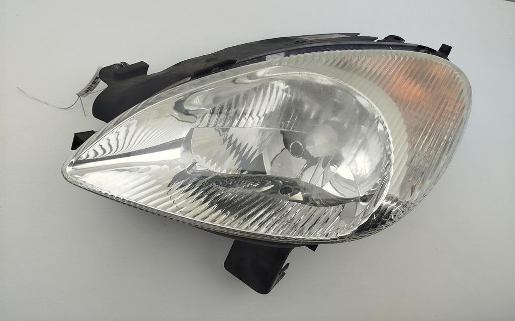 фара левая Citroen Xsara Picasso 1 поколение 2001, 1.8 л., бензин, МКПП, серый, минивэн, 9631495180 - фото №1