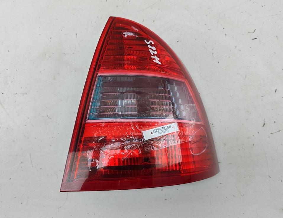 фонарь задний правый Citroen C5 2006, 1.8 л., бензин, МКПП, серый, хетчбэк 5 дв., 89034070