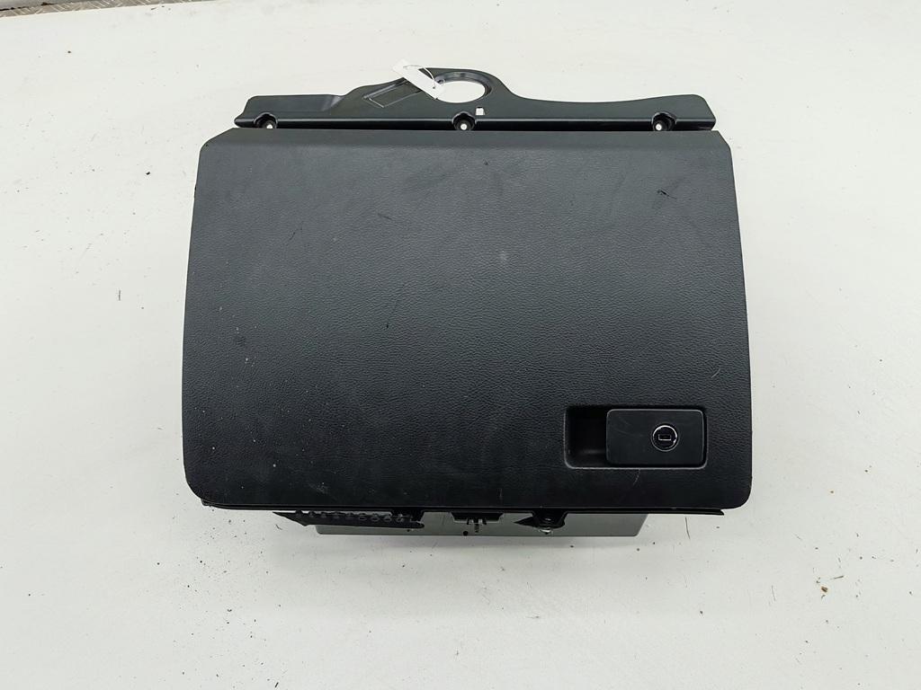 бардачок Volkswagen Passat B6 2005, 2.0 л., дизель, АКПП, серый, универсал, 3C1857097AH