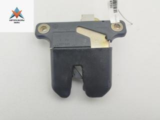 замок багажника Volkswagen Passat B5 1998, седан, 3B5827505A