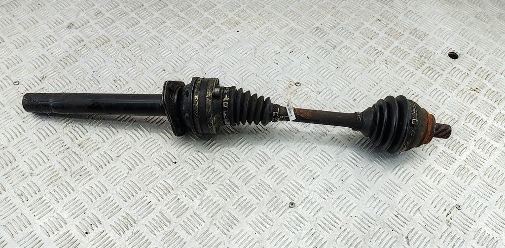 полуось передняя правая (приводной вал, ШРУС) Volkswagen Touran 2004, 2.0 л., дизель, МКПП, серый, минивэн