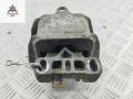 подушка крепления КПП Volkswagen Golf 4 поколение 2002, 1.4 л., бензин, МКПП, синий, хетчбэк 3 дв., 1J0199555 - фото №2