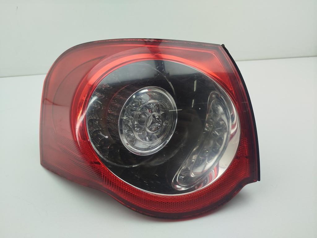 фонарь задний левый Volkswagen Passat B6 2006, 2.0 л., дизель, МКПП, серый, универсал, 3C9945095C