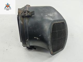 корпус салонного фильтра Volkswagen Transporter T4 1997, 2.4 л., дизель, МКПП, белый, микроавтобус, 701819077B
