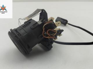 кнопка открытия багажника Mitsubishi Carisma 1 поколение 1998, 1.8 л., бензин, АКПП, зелёный, седан