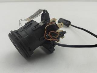 кнопка открытия багажника Mitsubishi Carisma 1 поколение 1998, 1.8 л., бензин, АКПП, зелёный, седан