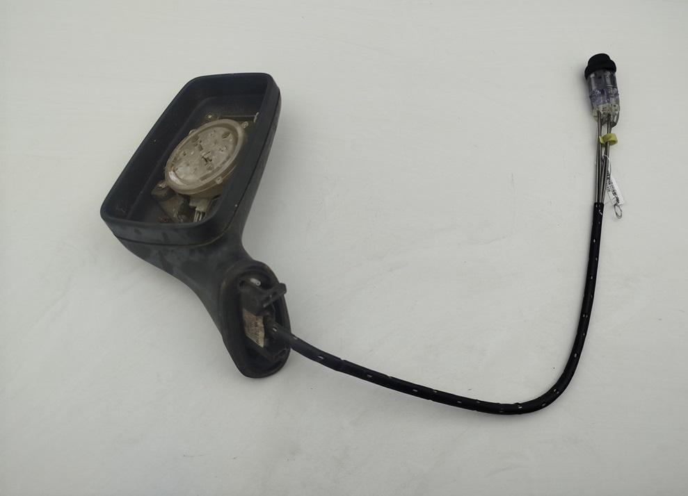 зеркало правое Audi 80 B3 1988, 1.8 л., бензин, МКПП, серый, седан, 893857502C