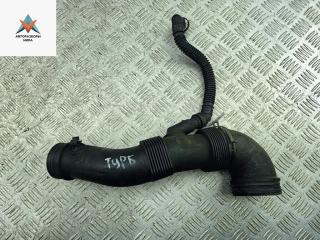 патрубок воздушного фильтра Volkswagen Transporter T5 2007, 2.5 л., дизель, 7H0129615