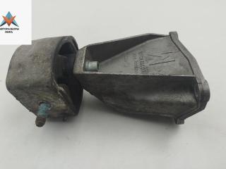 кронштейн КПП Volkswagen Passat B5 1997, 1.8 л., бензин, МКПП, синий, универсал, 8D0399113AB