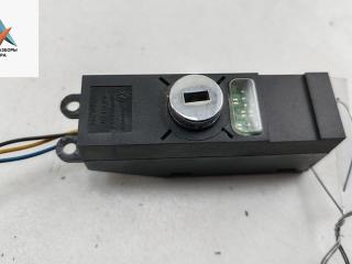 кнопка (выключатель) Volkswagen Touareg 1 поколение 2005, 2.5 л., дизель, АКПП, чёрный, внедорожник 5 дв., 7L6919211