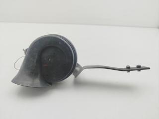 сигнал (клаксон) Audi A4 B6 2004, 3.0 л., бензин, АКПП, чёрный, универсал, 000209