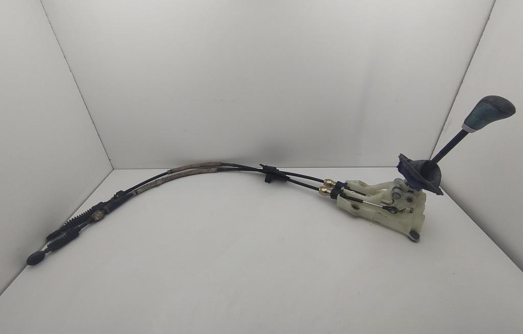 кулиса Toyota Yaris Verso 2001, 1.3 л., бензин, МКПП, серый, минивэн