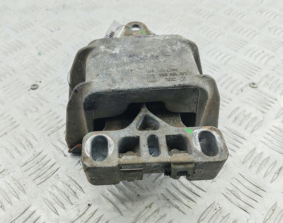 подушка крепления КПП Skoda Octavia mk1 (A4 1U) 2004, 1.6 л., бензин, МКПП, серый, хетчбэк 5 дв., 1J0199555