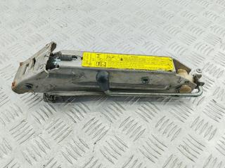 домкрат Volkswagen Passat B5 1999, 1.9 л., дизель, МКПП, зелёный, универсал, 8L0011031A
