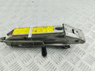 домкрат Volkswagen Golf-4 2002, 1.4 л., бензин, МКПП, синий, хетчбэк 3 дв., 8L001031A