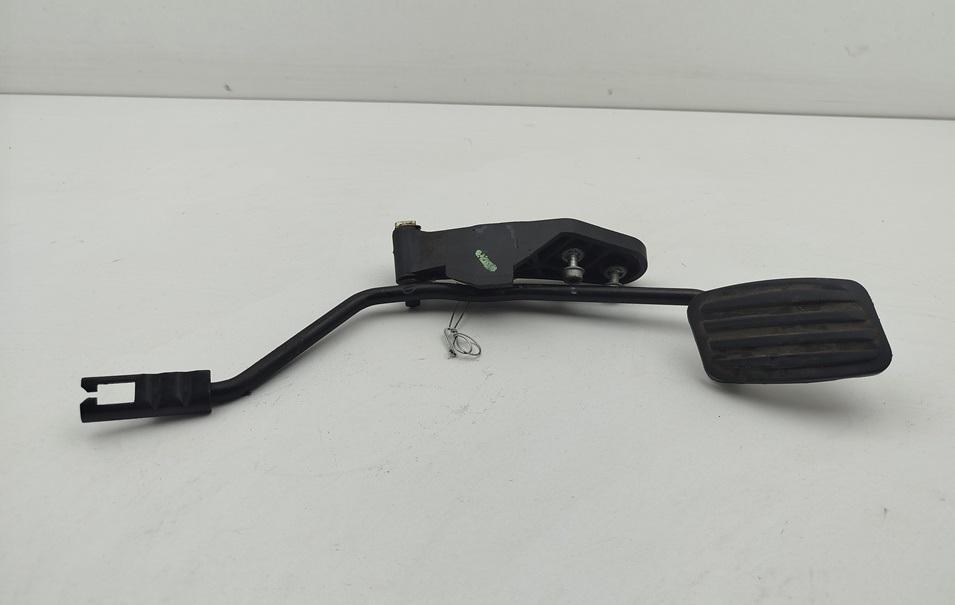 педаль Peugeot 607 2002, 2.2 л., дизель, МКПП, серый, седан, 9646693980