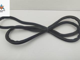 Уплотнитель крышки (двери) багажника Volkswagen Passat B6 2006, 1.6 л., бензин, МКПП, синий, универсал, 3C9827765A
