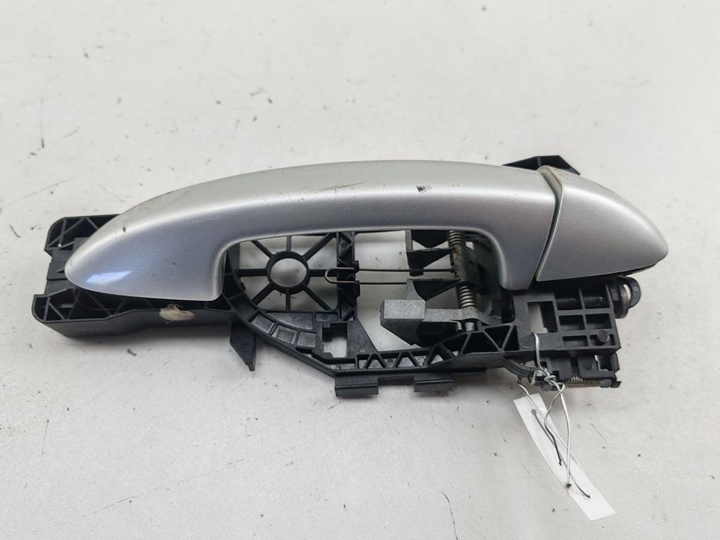 ручка наружная задняя правая Volkswagen Passat B6 2005, 2.0 л., дизель, МКПП, серый, универсал, 3C0837886