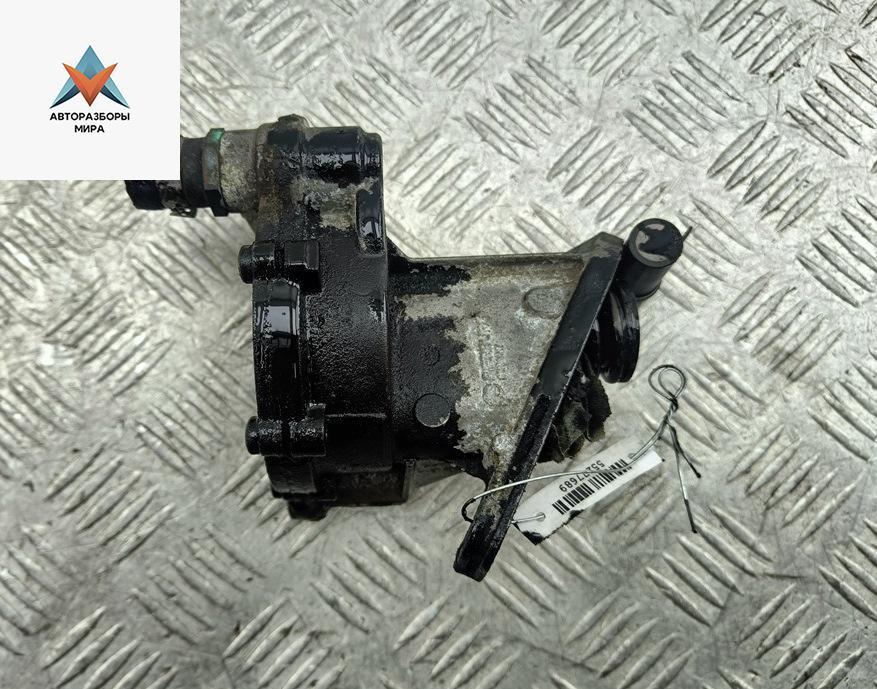 насос вакуумный Volvo V70 1 поколение 1998, 2.5 л., дизель, МКПП, синий, универсал, 074145100 - фото №1