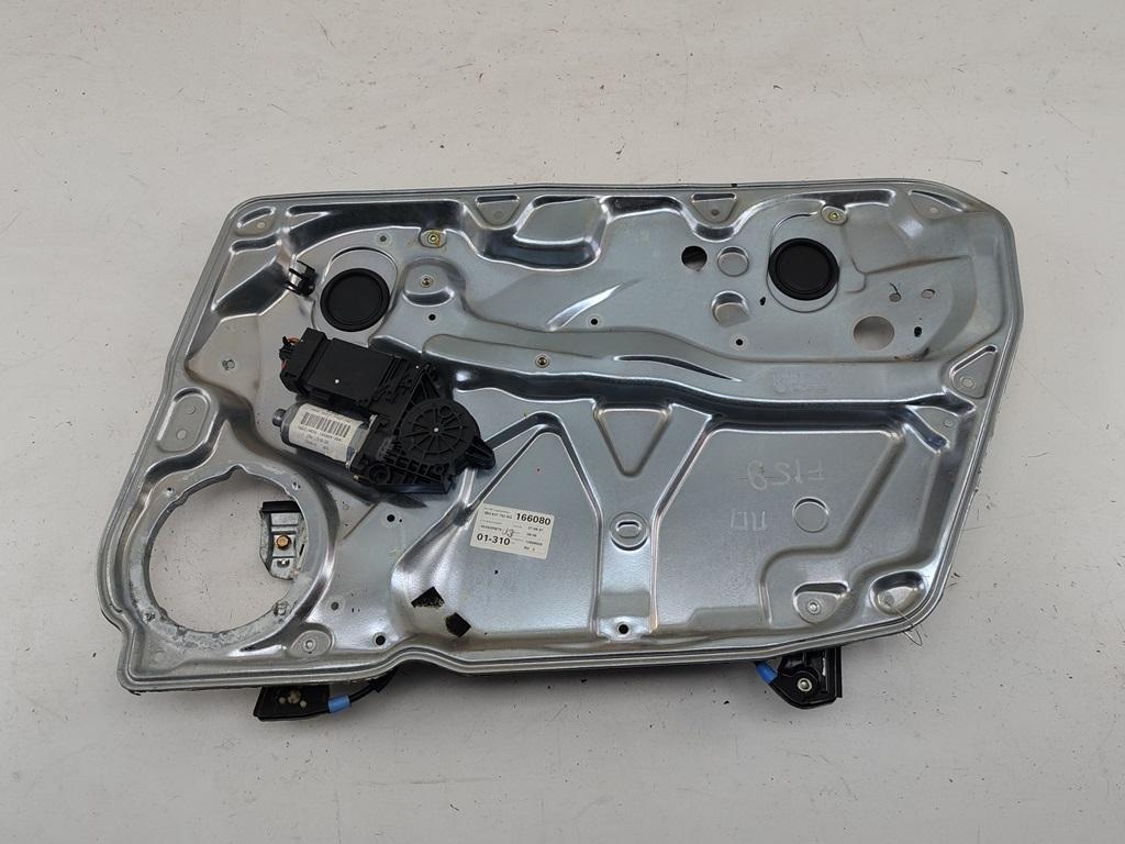 стеклоподъемник электрический передний правый Volkswagen Passat B5 1997, 1.6 л., бензин, МКПП, синий, универсал, 3B4837752 - фото №1