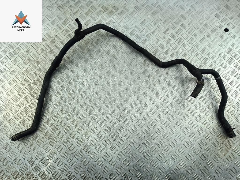 патрубок отопителя (печки) Ford Mondeo 3 поколение 2002, 2.0 л., бензин, 1S718274CH, 1S7118K582FH - фото №1