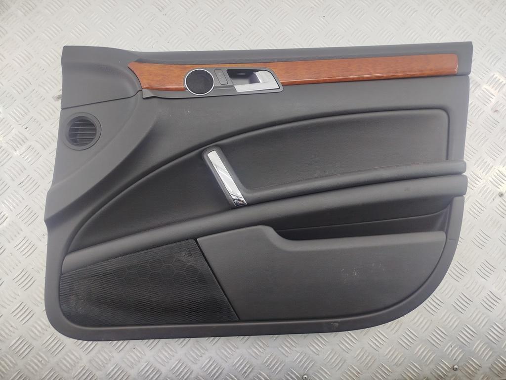 обшивка двери передняя правая Volkswagen Phaeton 2005, 3.0 л., дизель, АКПП, серый, седан