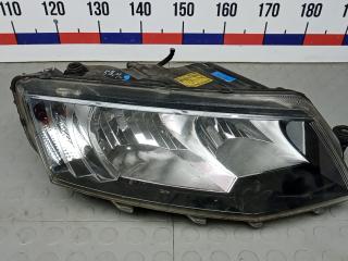 фара правая Skoda Octavia 3 поколение (A7) 2015, 1.6 л., дизель, АКПП, универсал, 5E2941018